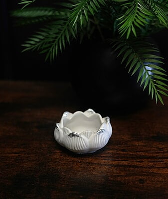 Copy of Lotus Flower Trinket Bowl- Solid Colour & Metallic Tips