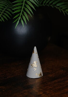 Copy of Cone Ring Display- Solid Colour