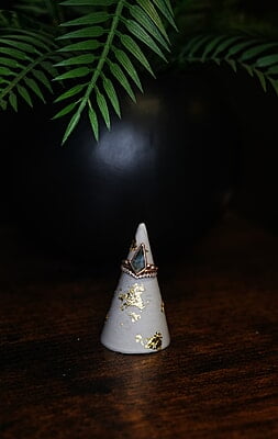 Copy of Cone Ring Display- Solid Colour