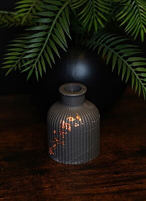Copy of Ribbed Flower Vase-Solid Colour